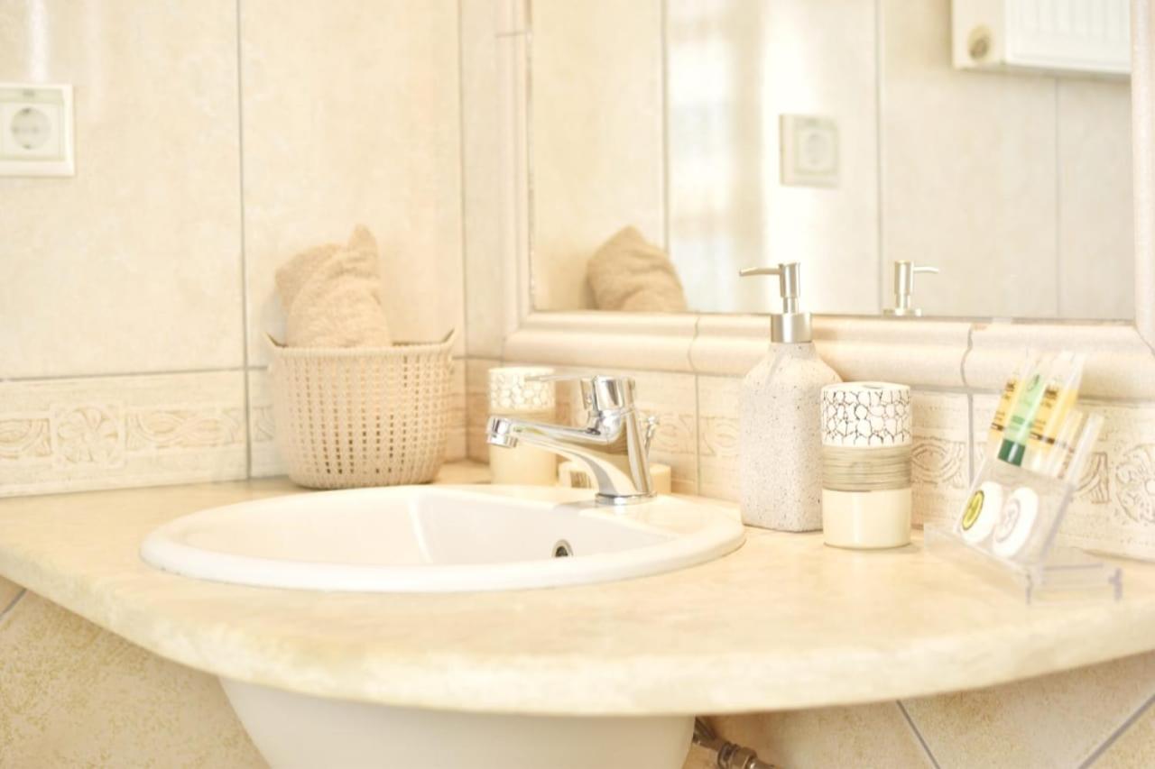 Konomi Residence Karavádhos Dış mekan fotoğraf